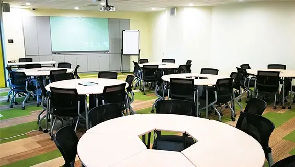 library-facilities-activity-room