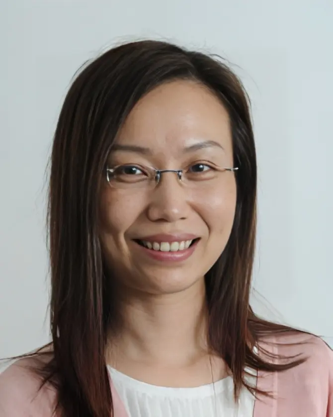 Dr Sun Ling Ling 