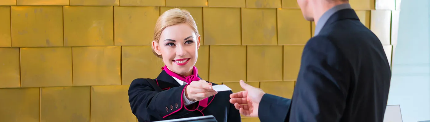 Creating-Unforgettable-Experiences-Through-Customer-Service_1400