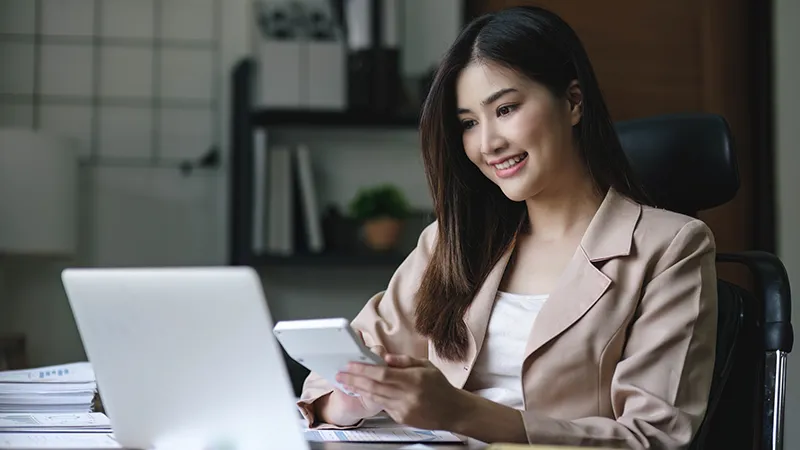 Financial Literacy for Entrepreneurs and Small Businesses: Mastering Accounting and Cash Flow with Digital Tools