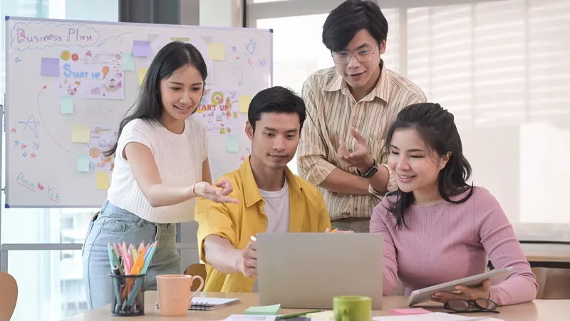 Advanced Omni-Channel Digital Strategy for Modern Marketers in the Age of AI