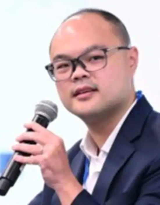 Mr Lok Vi Ming