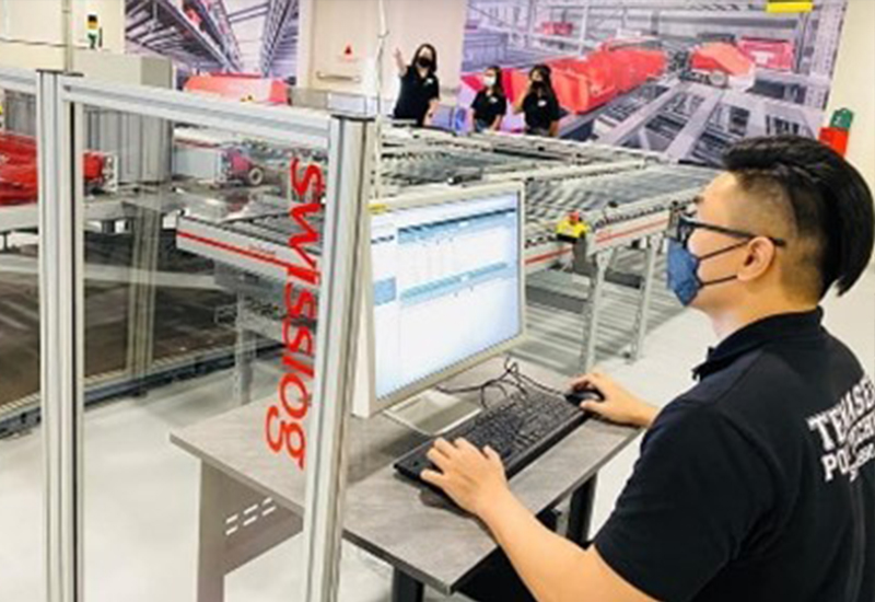 students learning about the future-of-work