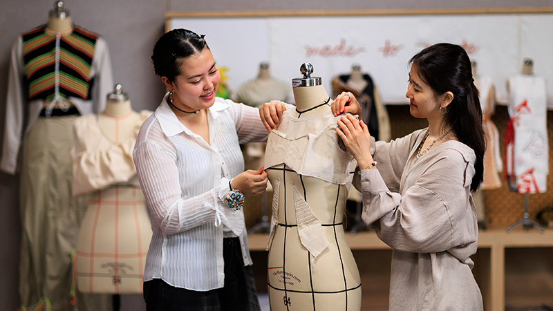 Diploma in Apparel Design & Merchandising (T20)