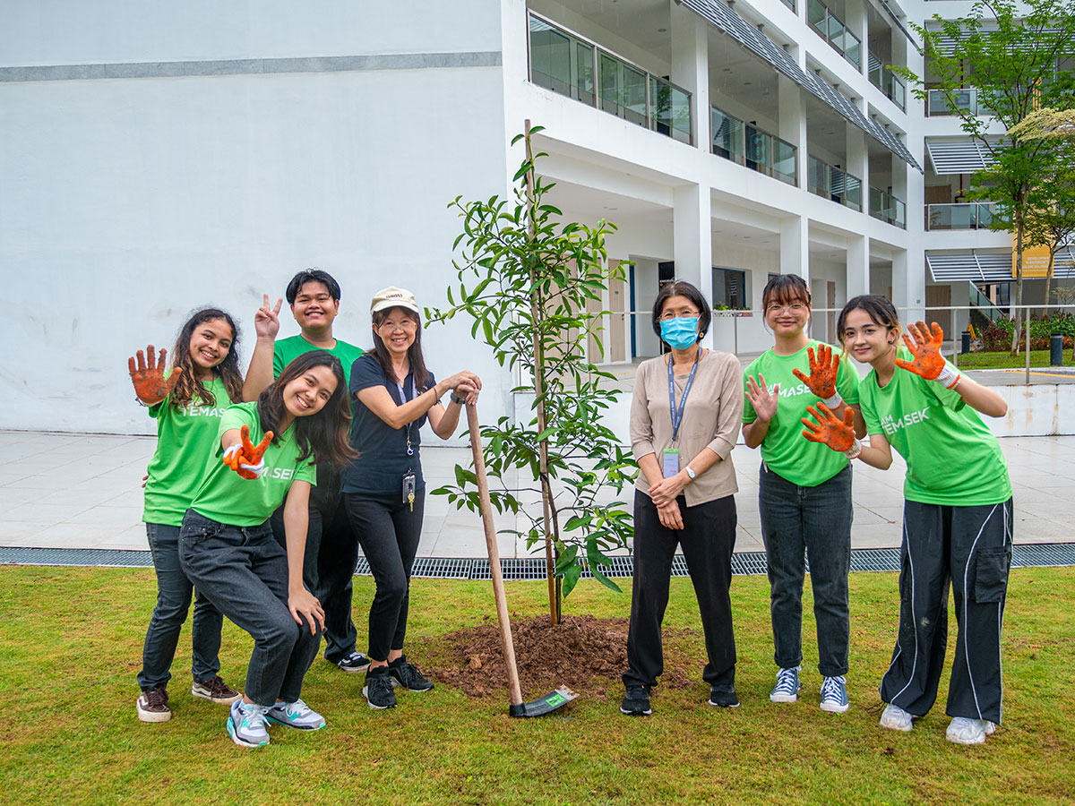 TGIG Tree Planting